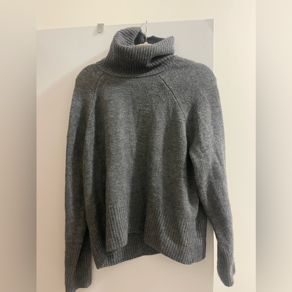 Zara Gray Turtleneck Sweater